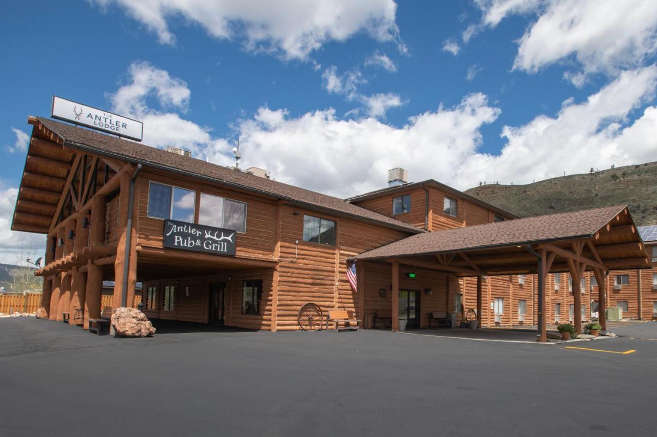 The Antler Lodge - Gardiner Exteriér fotografie