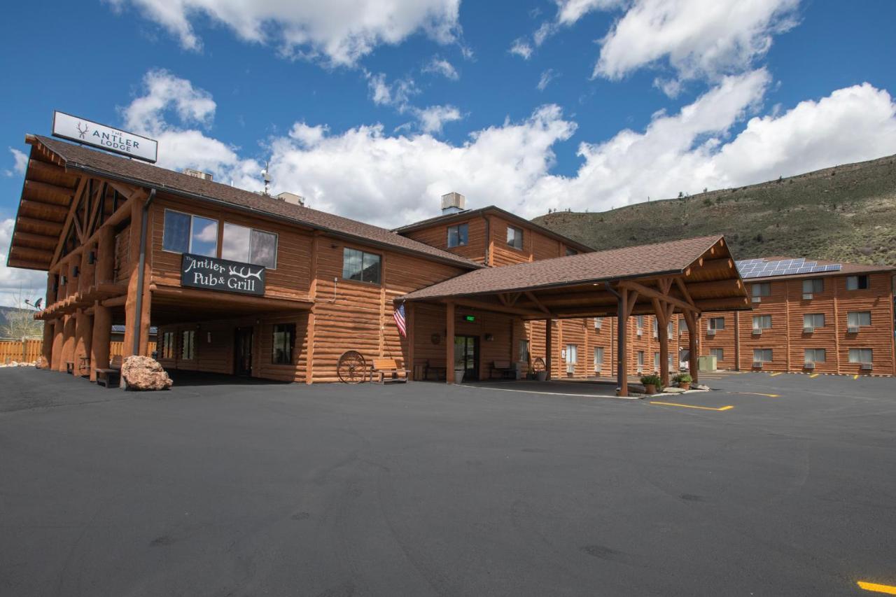 The Antler Lodge - Gardiner Exteriér fotografie
