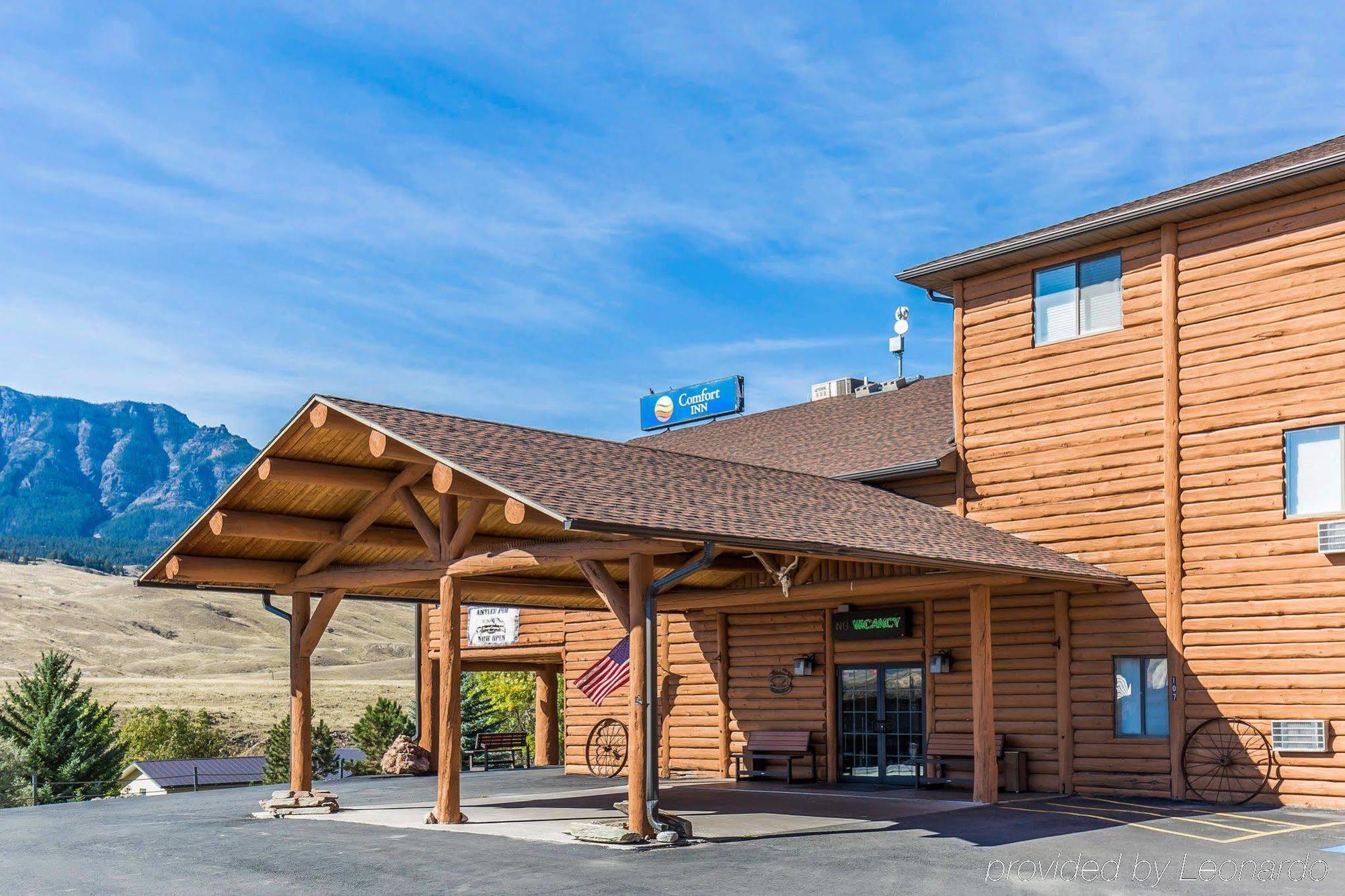 The Antler Lodge - Gardiner Exteriér fotografie